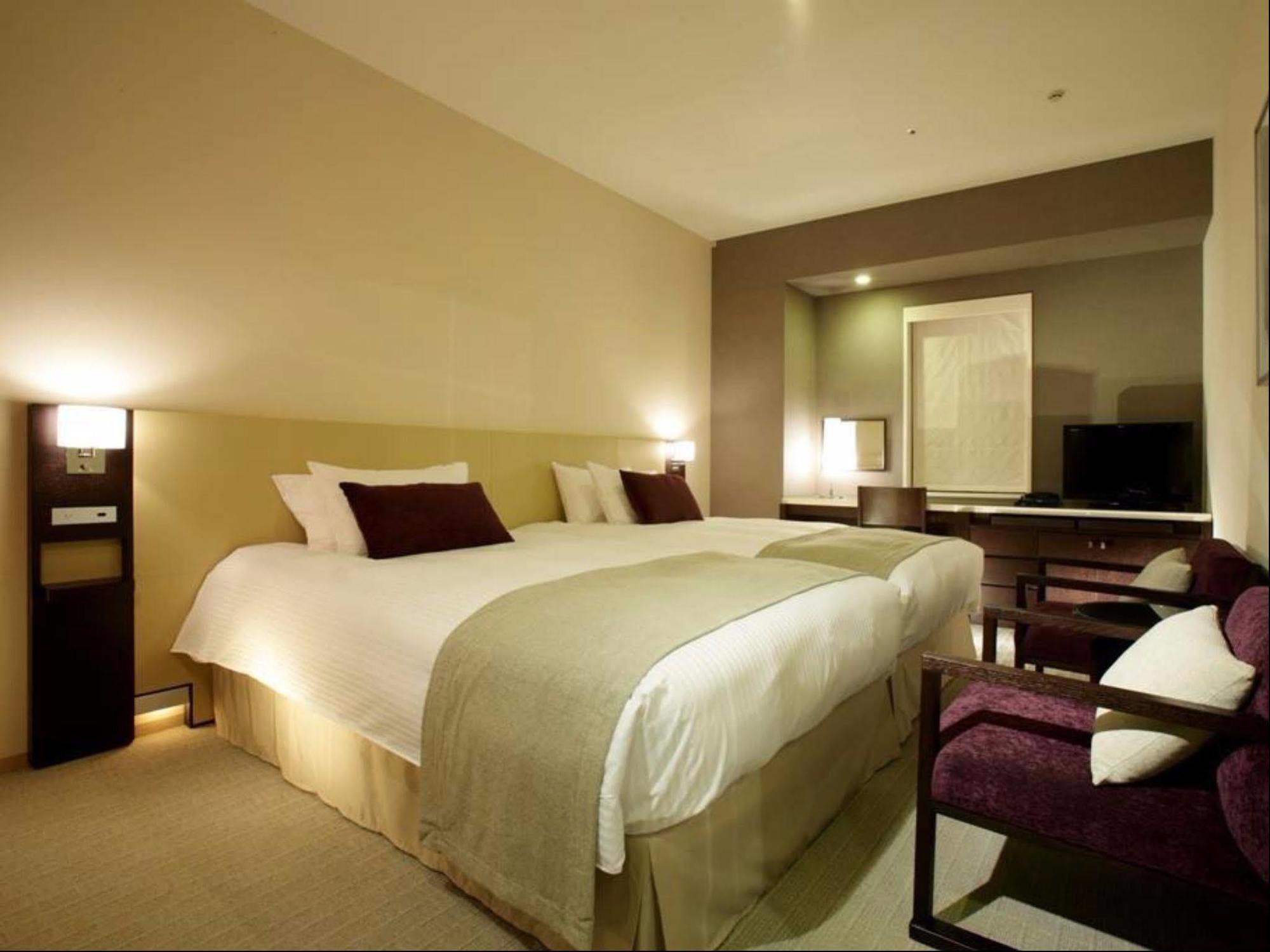 Koko Hotel Kobe Sannomiya Экстерьер фото
